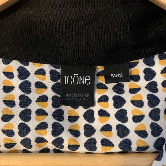 Blouse with hearts from Simons - Picture 3 of 7